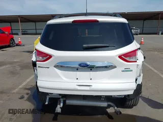 2013 Ford Escape SEL with VIN 1FMCU0HX9DUD78203, listed as a IAAI auction lot 42022707 with 91,709 mi miles. Bid and sale history available at carsss.com. Image 17.
