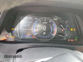 2019 Lexus UX 200 z VIN JTHY3JBH4K2014363, wystawiony jako Copart lot #79135754 z przebiegiem 92 751 mil mil oraz Szkoda całkowita • Salvage title. Historia ofert i sprzedaży dostępna na DreamBid. Obrazek 9.