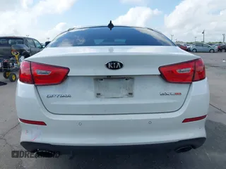 2015 Kia Optima SX Turbo with VIN 5XXGR4A60FG503940, listed as a IAAI auction lot 41944773 with 214,914 mi miles. Bid and sale history available at carsss.com. Image 16.