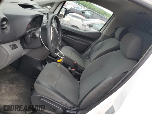 2019 Nissan NV200 S with VIN 3N6CM0KN7KK711259, listed as a Copart auction lot 57605595 with 301,396 mi miles and Clean title. Bid and sale history available at DreamBid. Image 7.