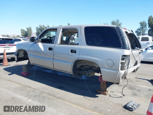 2005 Chevrolet Tahoe LS with VIN 1GNEC13V75R259203, listed as a IAAI auction lot 42714903 with 175,131 mi miles and . Bid and sale history available at DreamBid. Image 3.