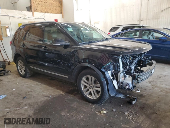 2018 Ford Explorer XLT z VIN 1FM5K8D81JGC06110, wystawiony jako Copart lot #58719295 z przebiegiem 92 645 mil mil oraz Szkoda całkowita • Salvage title. Historia ofert i sprzedaży dostępna na DreamBid. Obrazek 4.