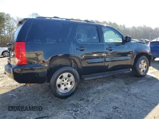 2008 GMC Yukon SLT w/4SB with VIN 1GKFC13068R184438, listed as a Copart auction lot 45032525 with 230,656 mi miles and Salvage Title. Bid and sale history available at carsss.com. Image 3.