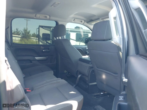 2016 Chevrolet Silverado 1500 LT with VIN 3GCUKREC3GG231290, listed as a IAAI auction lot 40113464 with 160,109 mi miles. Bid and sale history available at carsss.com. Image 8.