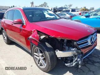 2016 Mercedes-Benz GLC with VIN WDC0G4JB1GF109698, listed as a IAAI auction lot 41934280 with 133,658 mi miles. Bid and sale history available at carsss.com. Image 1.