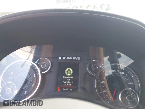 2024 Ram 2500 Big Horn z VIN 3C6UR5JL4RG340524, wystawiony jako IAAI lot #42423835 z przebiegiem 8 690 mil mil oraz . Historia ofert i sprzedaży dostępna na DreamBid. Obrazek 7.