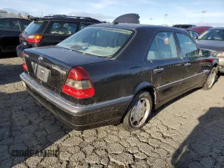 2000 Mercedes-Benz C 230 Kompressor with VIN WDBHA24G5YA805662, listed as a Copart auction lot 46092875 with 152,744 mi miles and Non Repairable. Bid and sale history available at carsss.com. Image 3.