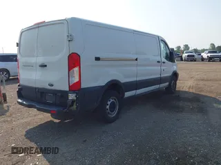 2016 Ford Transit z VIN 1FTYR2YM7GKB49371, wystawiony jako IAAI lot #42734901 z przebiegiem 439 908 mil mil oraz . Historia ofert i sprzedaży dostępna na DreamBid. Obrazek 4.