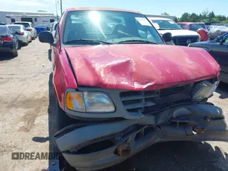 2003 Ford F-150 XL с VIN 2FTPF17Z73CA71068, выставлен на аукционе IAAI как лот 42397591 с пробегом 137 825 миль миль и . История ставок и продаж доступна на DreamBid. Изображение 6.