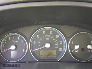 2008 Hyundai Santa Fe SE with VIN 5NMSH13E98H152580, listed as a IAAI auction lot 42025306 with 139,980 mi miles. Bid and sale history available at carsss.com. Image 7.