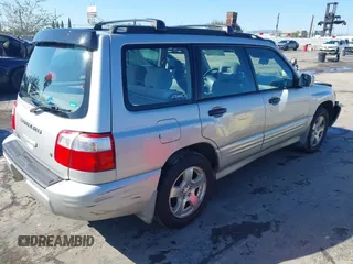 2001 Subaru Forester S w/Premium Pkg with VIN JF1SF65681H710151, listed as a IAAI auction lot 41735945 with 120,917 mi miles. Bid and sale history available at carsss.com. Image 4.