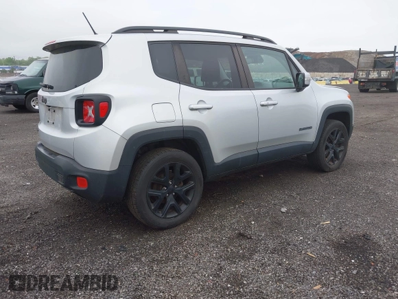 2017 Jeep Renegade Latitude с VIN ZACCJBBB5HPG65695, выставлен на аукционе IAAI как лот 42198830 с пробегом 68 881 миль миль и . История ставок и продаж доступна на DreamBid. Изображение 4.