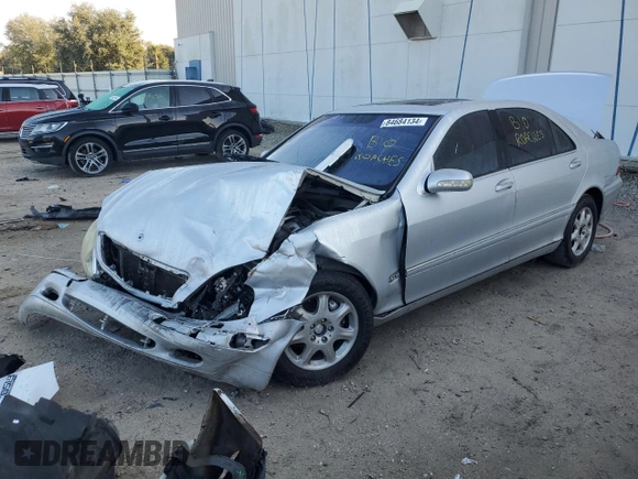 2002 Mercedes-Benz S-Class 4.3L with VIN WDBNG70J02A231267, listed as a Copart auction lot 84684134 with 0 mi miles and Non Repairable. Bid and sale history available at carsss.com. Image 1.