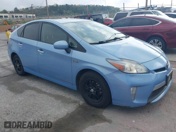 2013 Toyota Prius z VIN JTDKN3DP2D3046775, wystawiony jako IAAI lot #41723012 z przebiegiem 234 306 mil mil oraz . Historia ofert i sprzedaży dostępna na DreamBid. Obrazek 1.