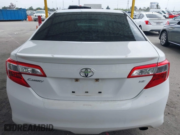 2012 Toyota Camry L with VIN 4T1BF1FK4CU191355, listed as a IAAI auction lot 42043091 with 139,629 mi miles. Bid and sale history available at carsss.com. Image 17.