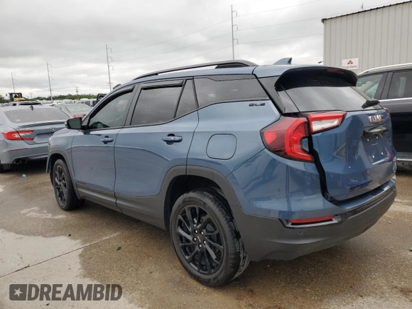 2024 GMC Terrain SLE z VIN 3GKALMEG5RL299448, wystawiony jako Copart lot #51279035 z przebiegiem 8 606 mil mil oraz Szkoda całkowita • Salvage title. Historia ofert i sprzedaży dostępna na DreamBid. Obrazek 2.