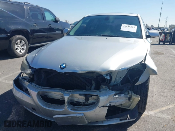 2010 BMW 5 Series 528i with VIN WBANU5C51AC125956, listed as a IAAI auction lot 41845322 with 318,279 mi miles and . Bid and sale history available at carsss.com. Image 12.