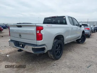 2020 Chevrolet Silverado 1500 LT with VIN 1GCRYDEDXLZ200399, listed as a IAAI auction lot 41320534 with 98,895 mi miles. Bid and sale history available at carsss.com. Image 4.