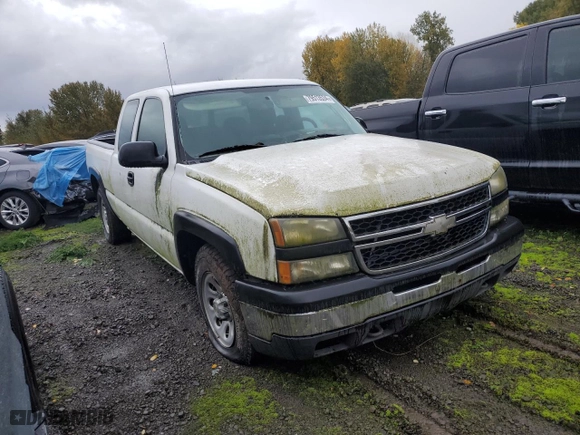 2006 Chevrolet Silverado 1500 LS with VIN 1GCEC19X06Z195928, listed as a Copart auction lot 79513534 with 129,875 mi miles and Clean Title. Bid and sale history available at carsss.com. Image 4.