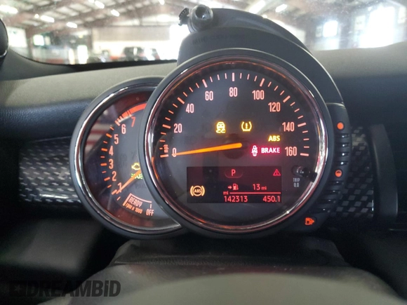 2017 MINI Hardtop Cooper S with VIN WMWXP7C56H2A45082, listed as a Copart auction lot 55996895 with 145,313 mi miles and Clean Title. Bid and sale history available at DreamBid. Image 9.