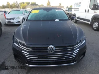 2019 Volkswagen Arteon SEL Premium R-Line с VIN WVWTR7AN0KE000513, выставлен на аукционе Copart как лот 74527414 с пробегом 60 521 миль миль и Списание • Salvage title. История ставок и продаж доступна на DreamBid. Изображение 5.