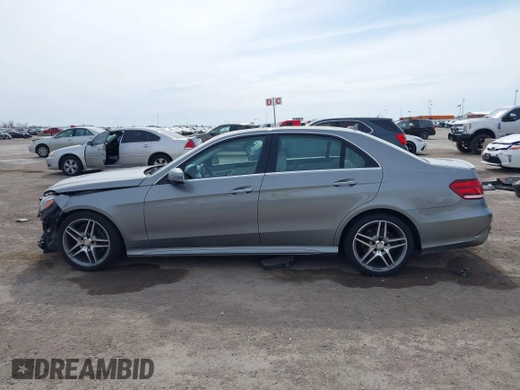 2014 Mercedes-Benz E-Class E 350 Sport with VIN WDDHF5KB1EA967253, listed as a IAAI auction lot 41707779 with 74,424 mi miles. Bid and sale history available at carsss.com. Image 14.