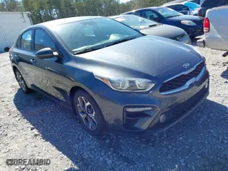 2020 Kia Forte LXS with VIN 3KPF24AD0LE227701, listed as a IAAI auction lot 41617975 with 67,071 mi miles. Bid and sale history available at carsss.com. Image 1.