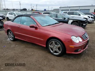 2005 Mercedes-Benz CLK 500 z VIN WDBTK75GX5T038734, wystawiony jako Copart lot #47435695 z przebiegiem 9 860 mil mil oraz Szkoda całkowita • Salvage title. Historia ofert i sprzedaży dostępna na DreamBid. Obrazek 4.