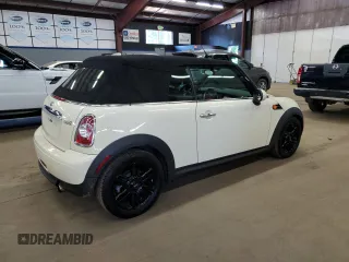 2015 MINI Convertible with VIN WMWZN3C51FT861693, listed as a Copart auction lot 63597565 with 193,157 mi miles and Clean title. Bid and sale history available at DreamBid. Image 3.