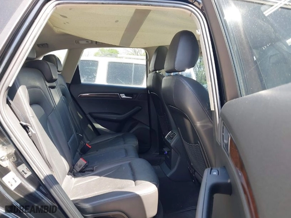 2011 Audi Q5 3.2L Premium Plus with VIN WA1DKAFP4BA060733, listed as a IAAI auction lot 42059970 with 119,178 mi miles. Bid and sale history available at carsss.com. Image 8.