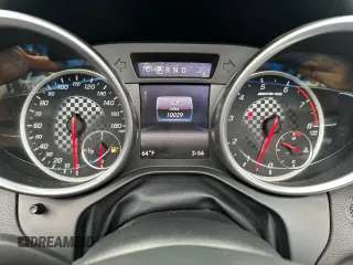 2017 Mercedes-Benz SLC 43 AMG z VIN WDDPK6GA5HF131952, wystawiony jako Copart lot #57534775 z przebiegiem 10 029 mil mil oraz Szkody całkowita. Historia ofert i sprzedaży dostępna na DreamBid. Obrazek 8.
