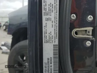 2020 Ram 2500 Tradesman z VIN 3C6UR5HL6LG206160, wystawiony jako Copart lot #58963485 z przebiegiem 111 722 mil mil oraz Szkoda całkowita • Salvage title. Historia ofert i sprzedaży dostępna na DreamBid. Obrazek 13.