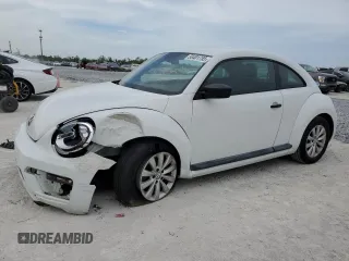 2017 Volkswagen Beetle 1.8T Fleet with VIN 3VWF17AT2HM616846, listed as a Copart auction lot 50401755 with 44,378 mi miles and Salvage Title. Bid and sale history available at carsss.com. Image 1.