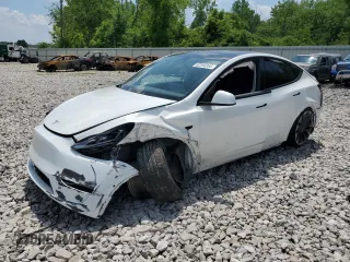 2022 Tesla Model Y Performance z VIN 7SAYGDEF1NF399659, wystawiony jako Copart lot #62594365 z przebiegiem 18 578 mil mil oraz Szkoda całkowita • Salvage title. Historia ofert i sprzedaży dostępna na DreamBid. Obrazek 1.