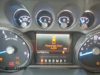 2015 Ford F-350 Platinum z VIN 1FT8W3BT6FEB33299, wystawiony jako Copart lot #50823435 z przebiegiem 147 533 mil mil oraz Szkoda całkowita • Salvage title. Historia ofert i sprzedaży dostępna na DreamBid. Obrazek 9.