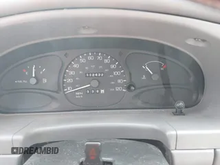 2002 Ford Escort Fleet Standard z VIN 3FAFP13P12R209941, wystawiony jako IAAI lot #41790208 z przebiegiem 112 422 mil mil oraz . Historia ofert i sprzedaży dostępna na DreamBid. Obrazek 7.