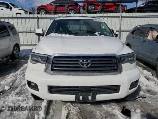 2018 Toyota Sequoia SR5 with VIN 5TDBY5G10JS159791, listed as a Copart auction lot 45378575 with 229,941 mi miles and Clean Title. Bid and sale history available at carsss.com. Image 5.