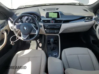 2018 BMW X1 xDrive28i with VIN WBXHT3C36J5L33585, listed as a Copart auction lot 51148545 with 32,091 mi miles and Salvage Title. Bid and sale history available at carsss.com. Image 8.