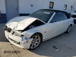 2001 BMW 3 Series 325Ci with VIN WBABS33471JY58139, listed as a Copart auction lot 83592394 with 0 mi miles and Salvage Title. Bid and sale history available at carsss.com. Image 1.