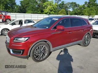 2019 Lincoln Nautilus Reserve z VIN 2LMPJ6LP7KBL37483, wystawiony jako Copart lot #55639885 z przebiegiem 47 768 mil mil oraz Szkoda całkowita • Salvage title. Historia ofert i sprzedaży dostępna na DreamBid. Obrazek 1.