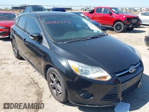 2014 Ford Focus SE with VIN 1FADP3K29EL273107, listed as a IAAI auction lot 42083524 with 140,834 mi miles. Bid and sale history available at carsss.com. Image 6.