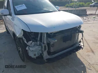 2017 Mitsubishi Outlander SE with VIN JA4AD3A36HZ032374, listed as a IAAI auction lot 42108810 with 89,034 mi miles and . Bid and sale history available at DreamBid. Image 17.