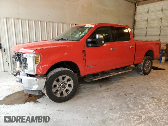 2019 Ford Super Duty F-250 SRW XL with VIN 1FT7W2BT9KEC06567, listed as a Copart auction lot 47051345 with 301,577 mi miles and Salvage Title. Bid and sale history available at carsss.com. Image 1.