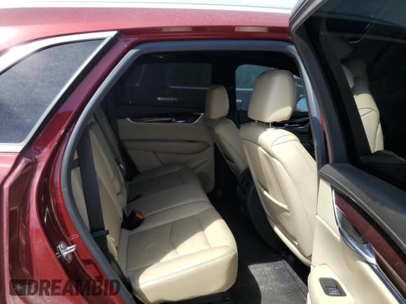 2017 Cadillac XT5 Luxury FWD z VIN 1GYKNBRS7HZ236673, wystawiony jako Copart lot #53944065 z przebiegiem 143 645 mil mil oraz Tytuł czysty. Historia ofert i sprzedaży dostępna na DreamBid. Obrazek 11.