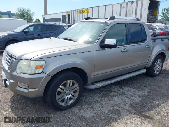 2008 Ford Explorer Sport Trac Limited z VIN 1FMEU53E98UA30872, wystawiony jako IAAI lot #42141954 z przebiegiem 490 770 mil mil oraz . Historia ofert i sprzedaży dostępna na DreamBid. Obrazek 23.