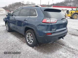 2021 Jeep Cherokee Latitude Lux z VIN 1C4PJMMX7MD201810, wystawiony jako IAAI lot #41235714 z przebiegiem 52 327 mil mil oraz . Historia ofert i sprzedaży dostępna na DreamBid. Obrazek 3.