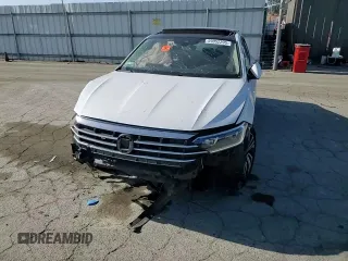 2020 Volkswagen Jetta SEL с VIN 3VWE57BUXLM086335, выставлен на аукционе Copart как лот 59052295 с пробегом 38 484 миль миль и Списание • Salvage title. История ставок и продаж доступна на DreamBid. Изображение 13.