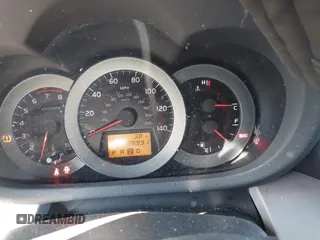2007 Toyota RAV4 with VIN JTMBD33V676026194, listed as a IAAI auction lot 42001542 with 188,991 mi miles. Bid and sale history available at carsss.com. Image 7.