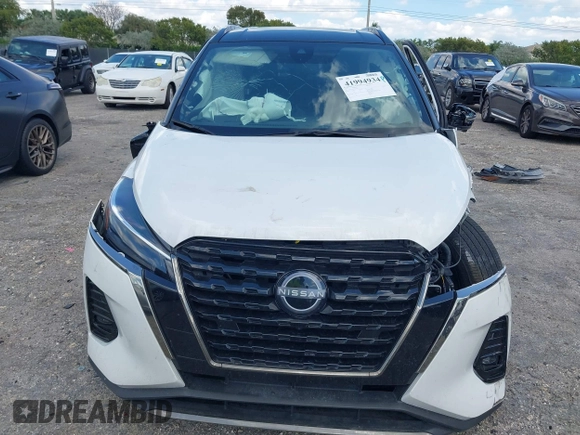 2023 Nissan Kicks SR with VIN 3N1CP5DV4PL532363, listed as a IAAI auction lot 41994934 with 47,433 mi miles. Bid and sale history available at carsss.com. Image 13.