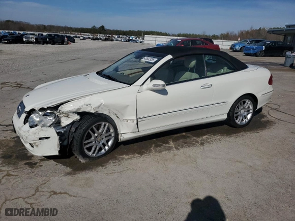 2009 Mercedes-Benz CLK-Class 3.5L with VIN WDBTK56F39T104203, listed as a Copart auction lot 43542935 with 80,586 mi miles and Salvage Title. Bid and sale history available at carsss.com. Image 1.